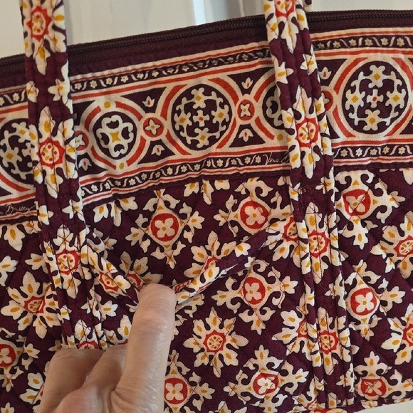 Vera Bradley Red and Pink Quilted Tote Bag - Picture 4 of 11